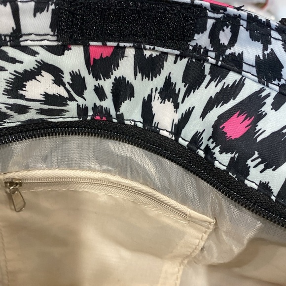 Fashion Print Bag/Lunch? - Picture 8 of 14